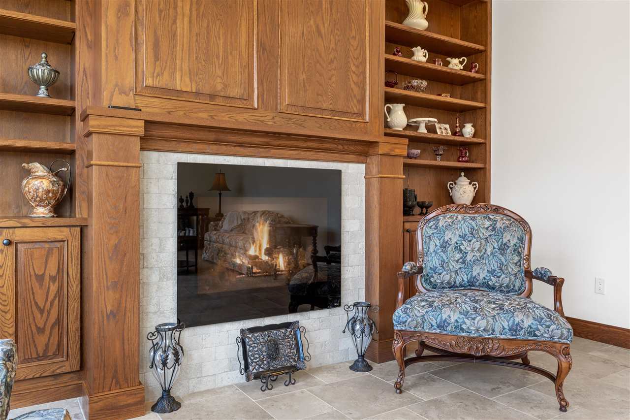 3009 Woodland Ridge Dr NE