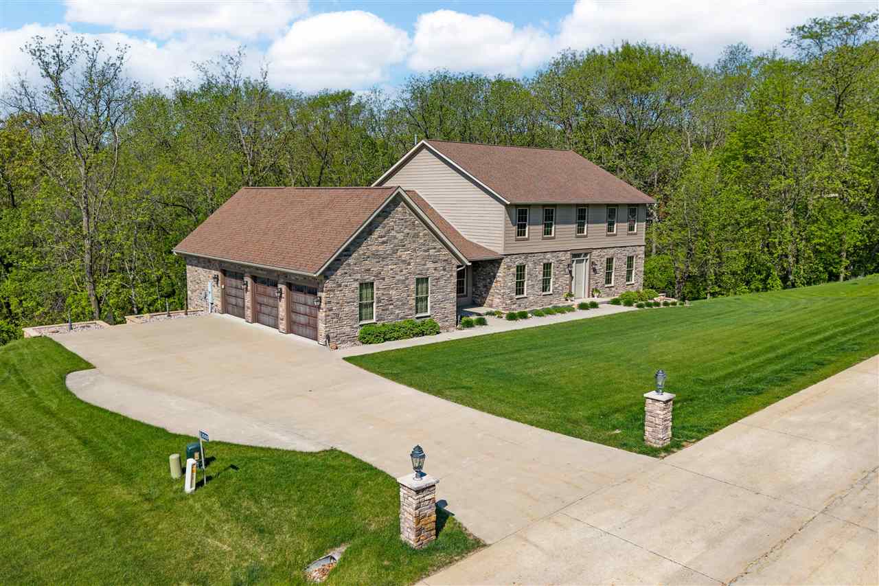 3009 Woodland Ridge Dr NE