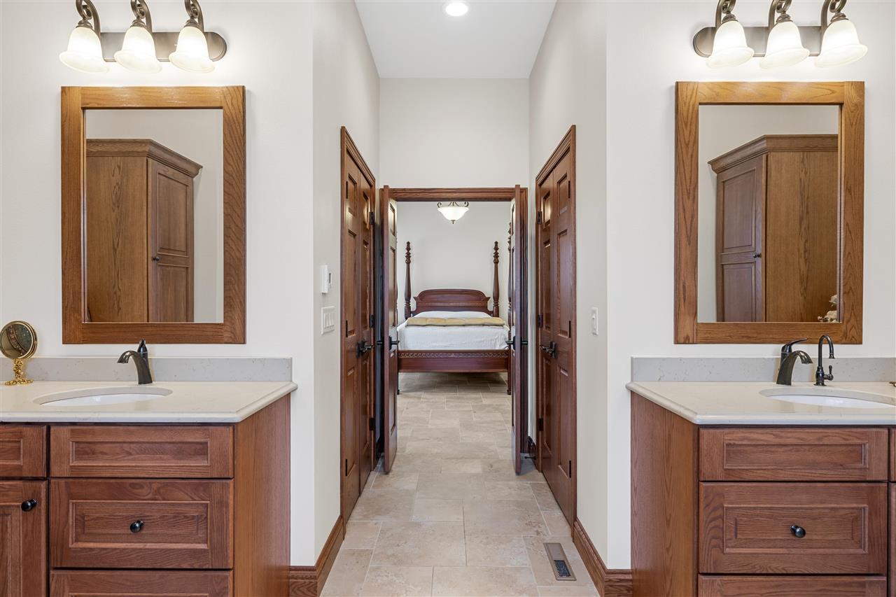 3009 Woodland Ridge Dr NE