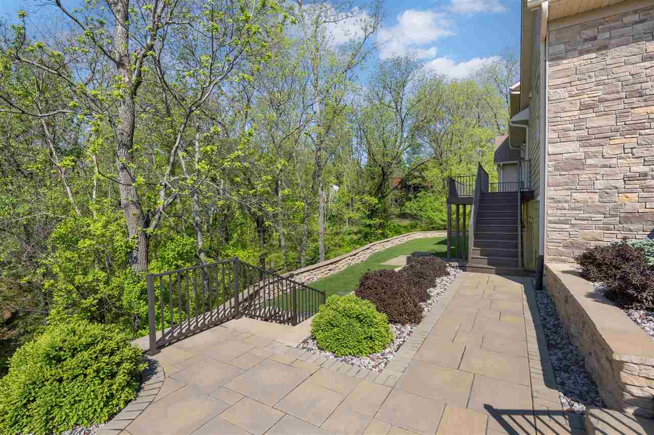 3009 Woodland Ridge Dr NE