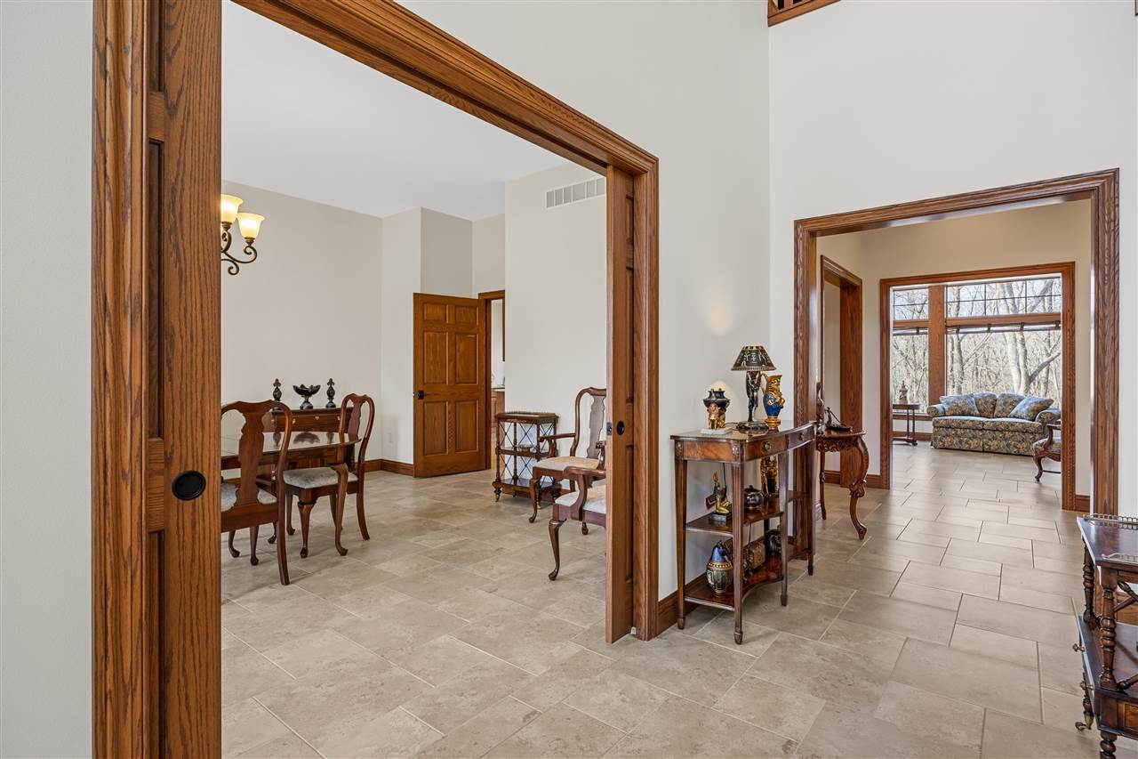 3009 Woodland Ridge Dr NE