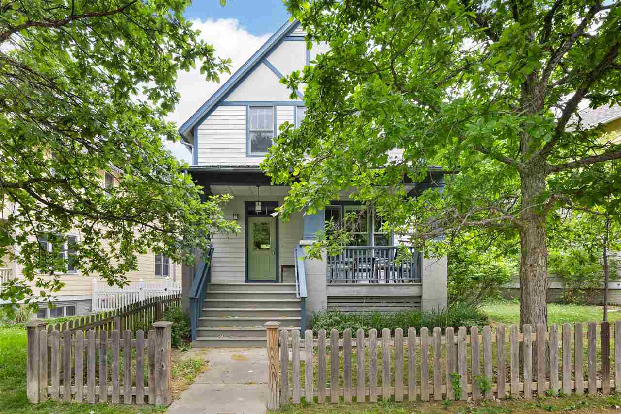 1054 Foster Rd