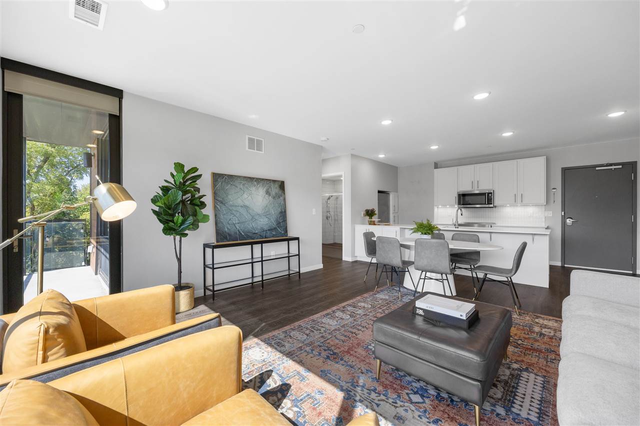 1 University Way Unit: 201