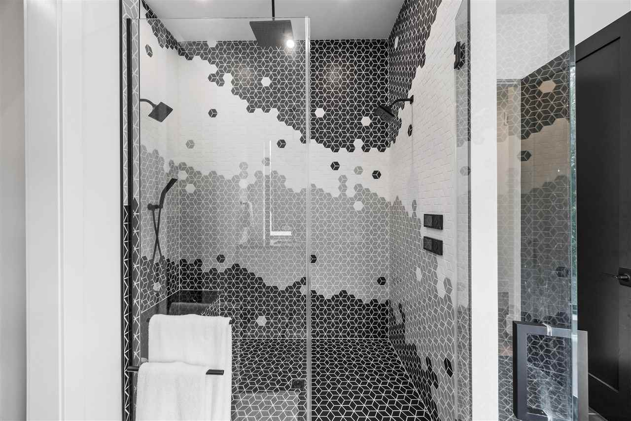 2816 Buckle Down Cir