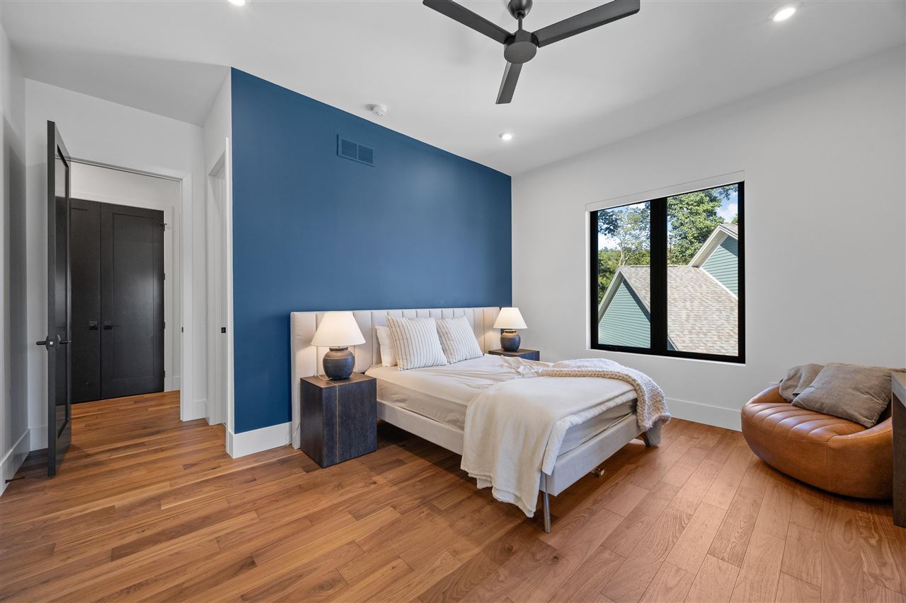 2816 Buckle Down Cir