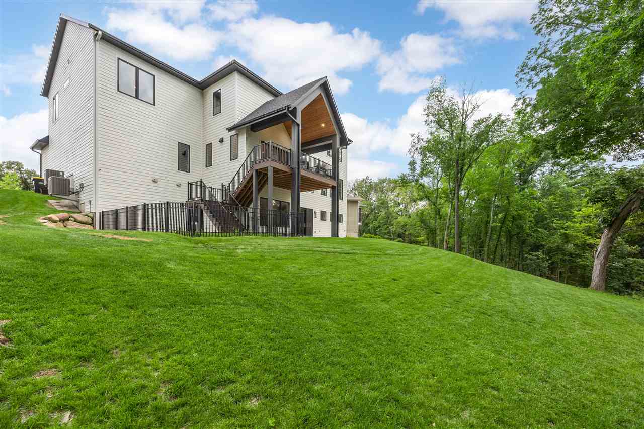 2816 Buckle Down Cir