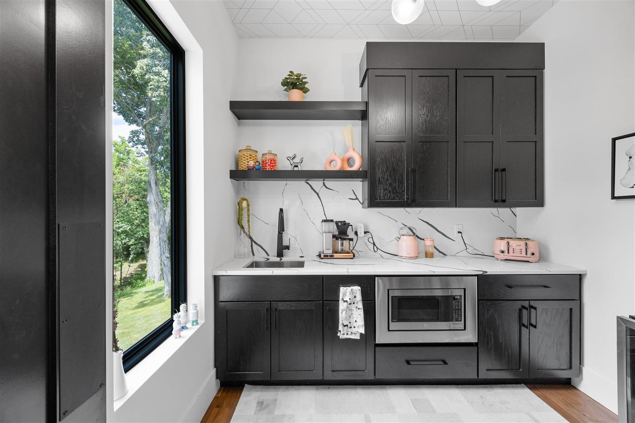 2816 Buckle Down Cir