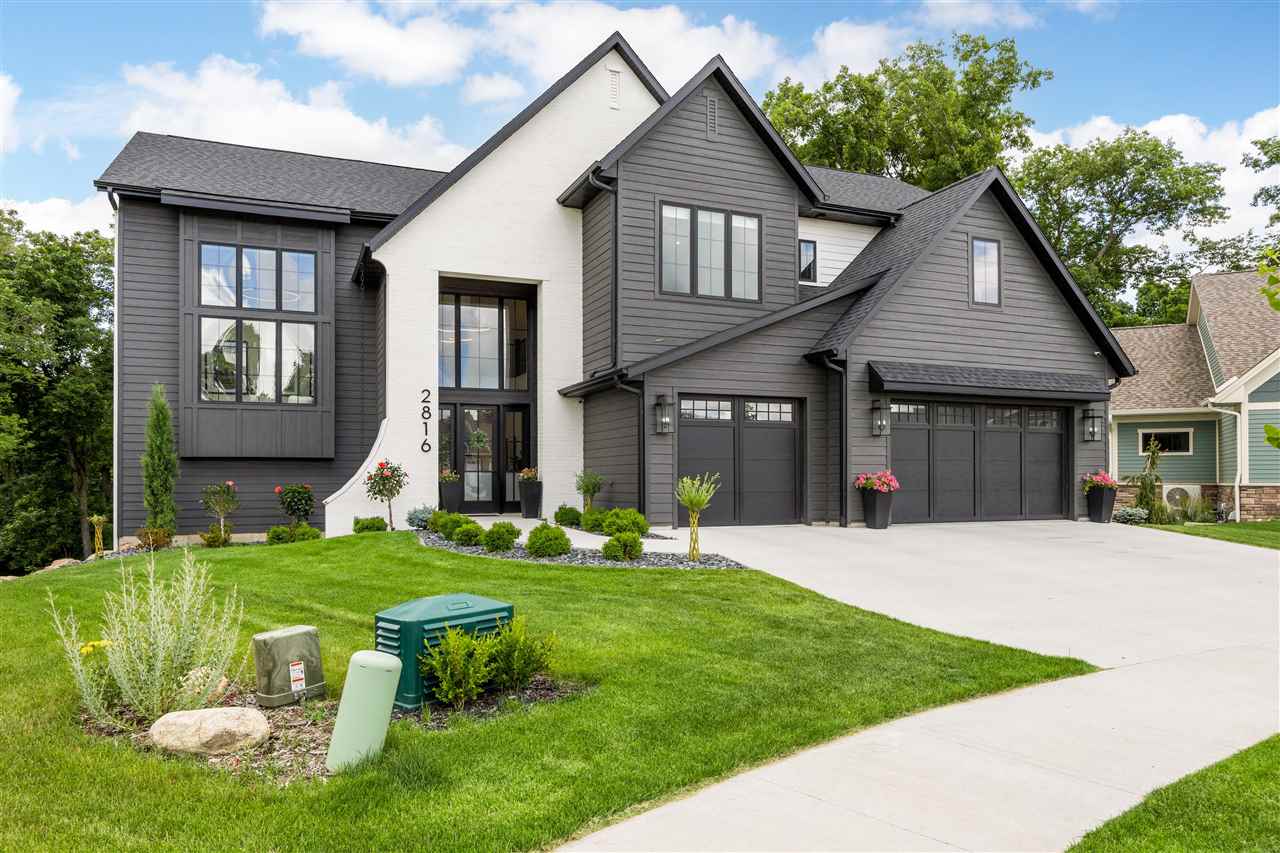 2816 Buckle Down Cir