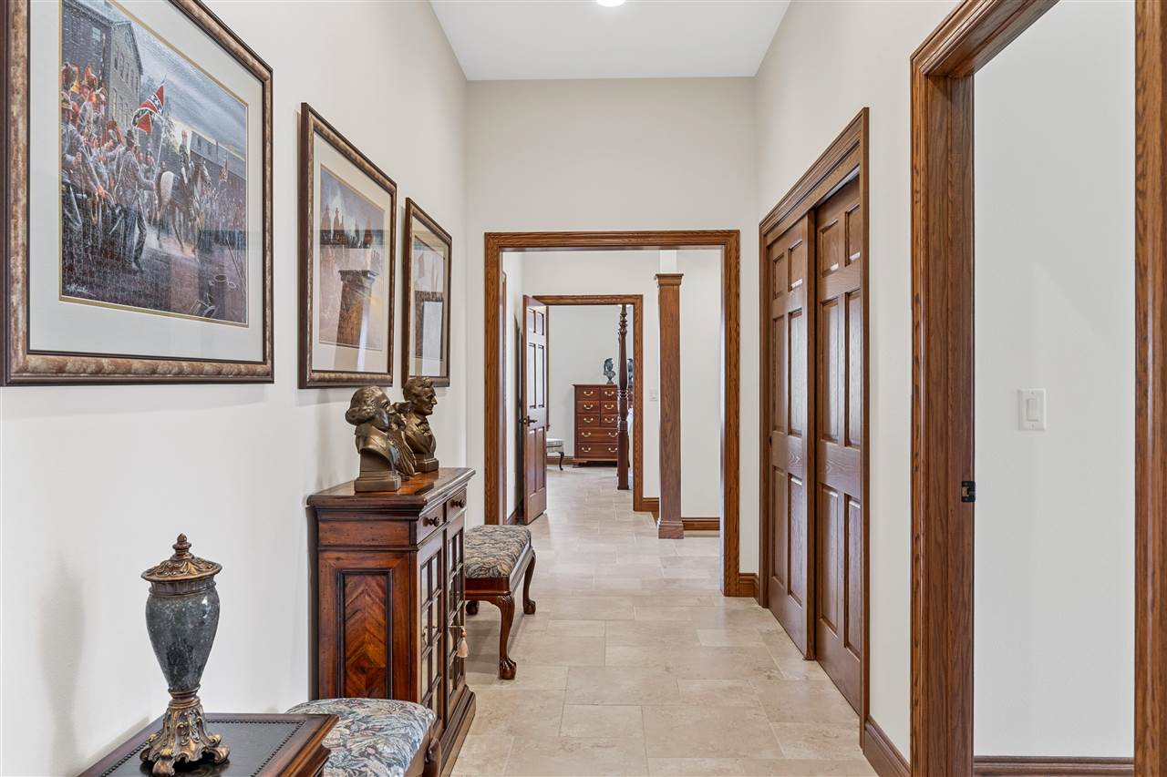 3009 Woodland Ridge Dr NE