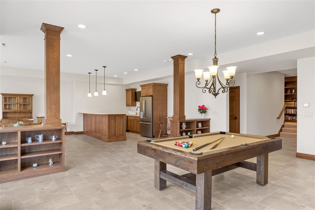 3009 Woodland Ridge Dr NE