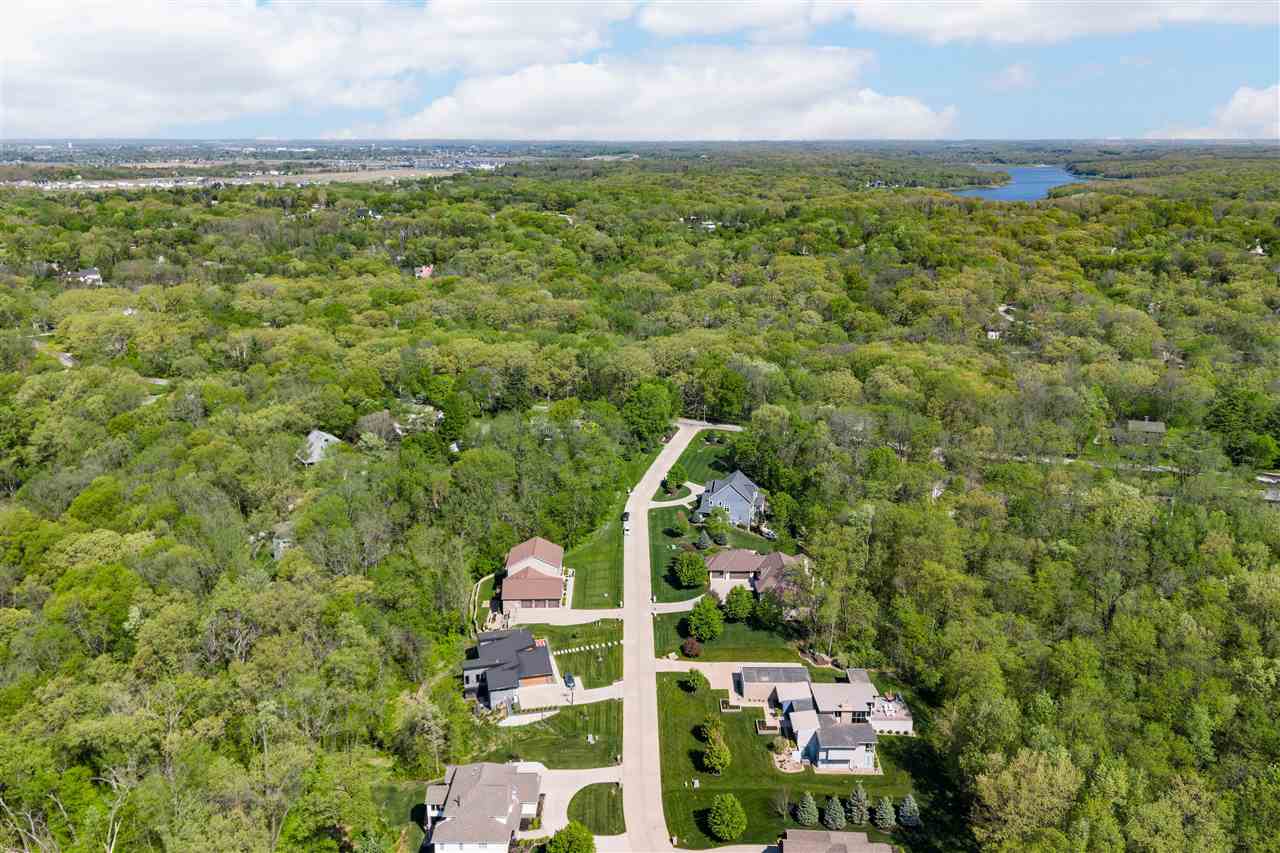 3009 Woodland Ridge Dr NE