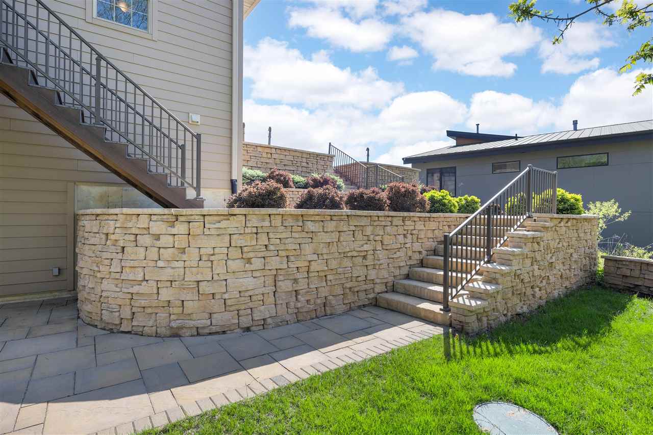 3009 Woodland Ridge Dr NE