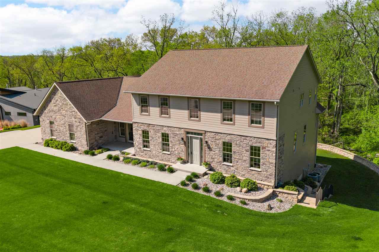 3009 Woodland Ridge Dr NE