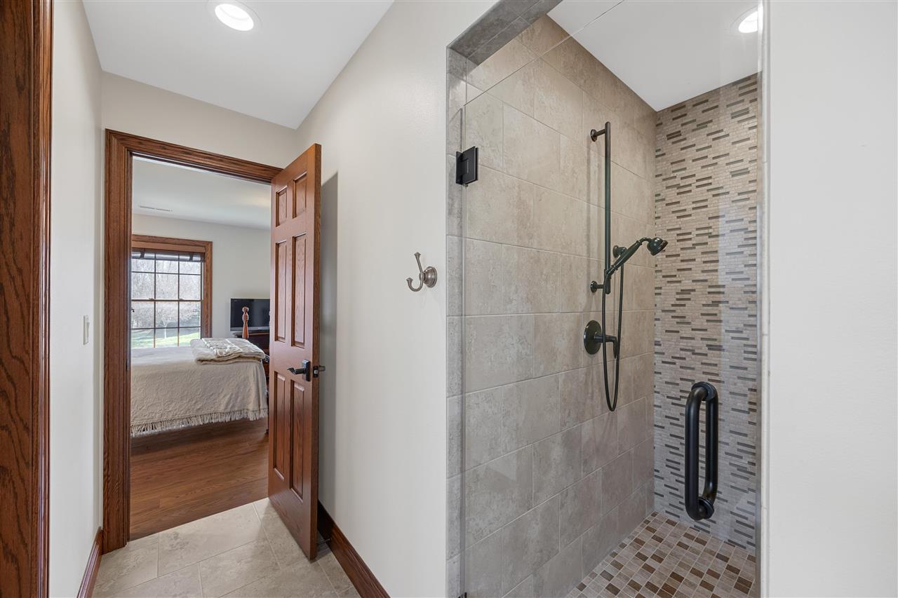 3009 Woodland Ridge Dr NE