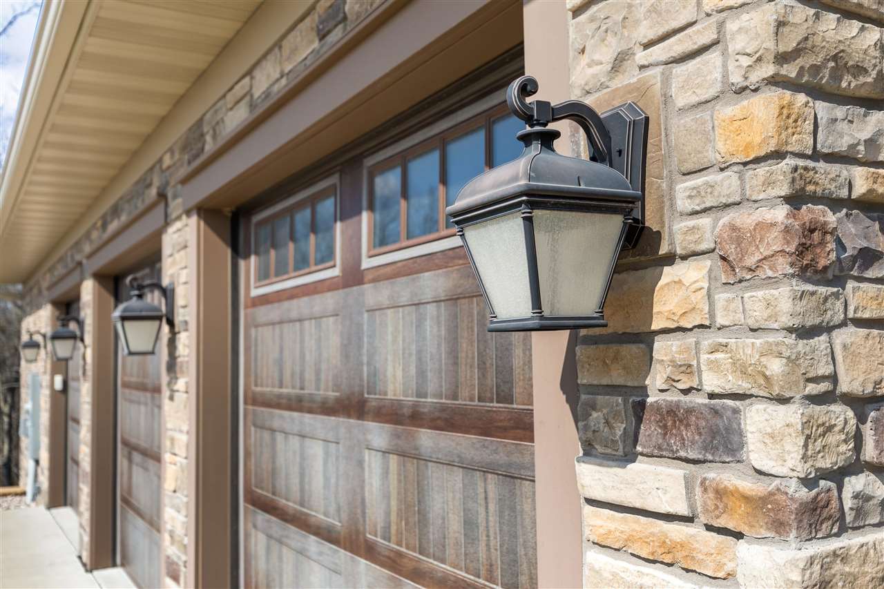 3009 Woodland Ridge Dr NE