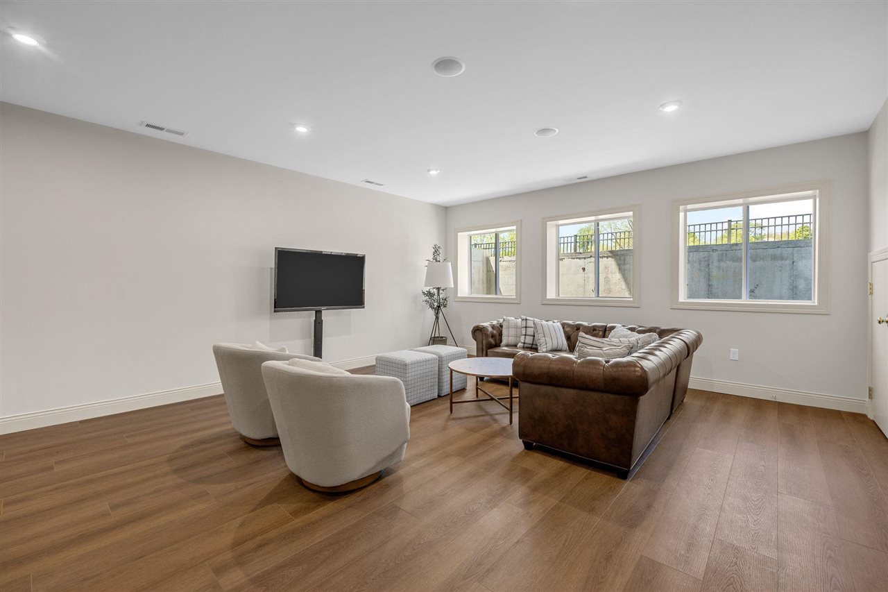 416 Auburn Ridge Rd