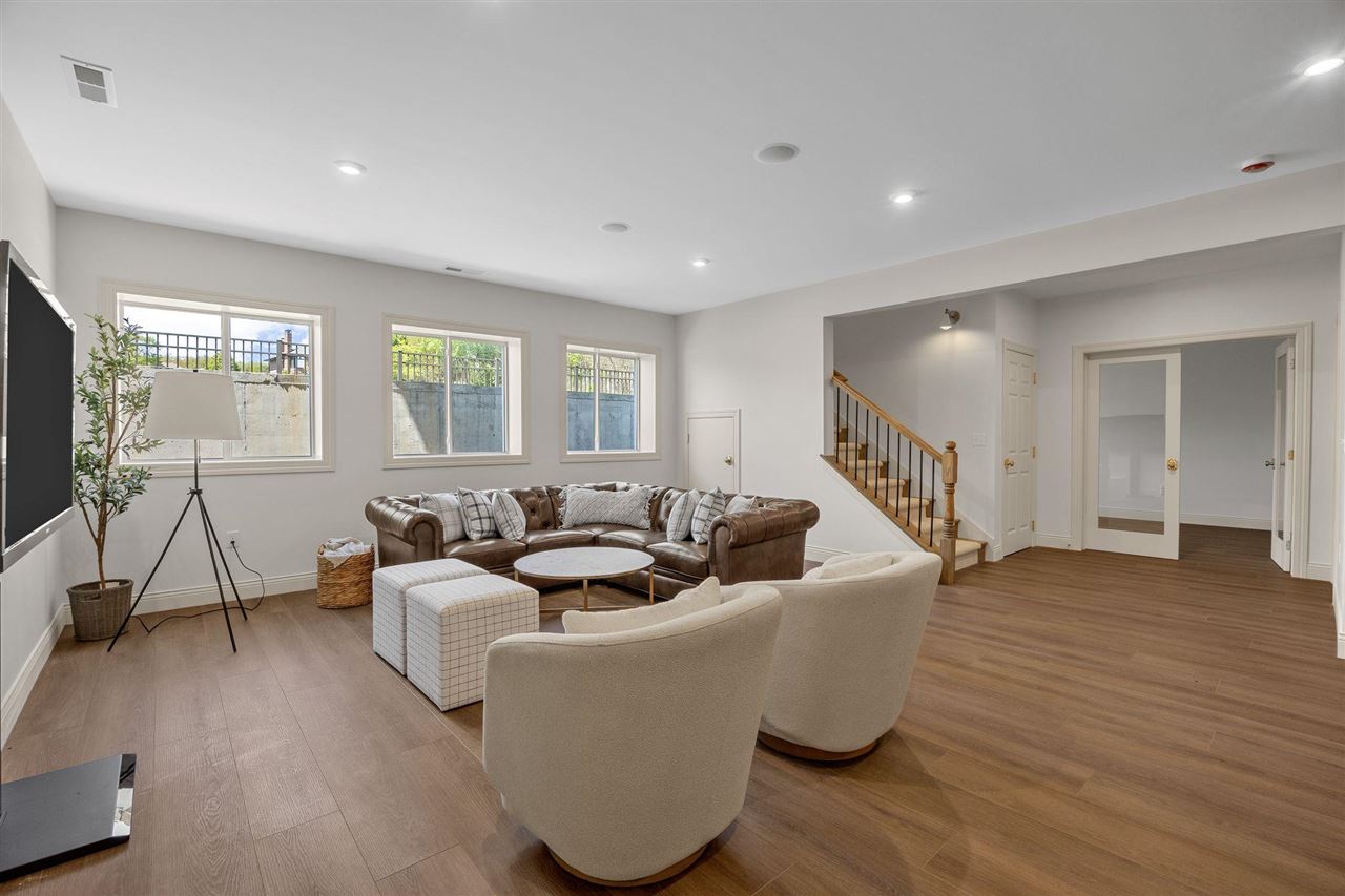 416 Auburn Ridge Rd