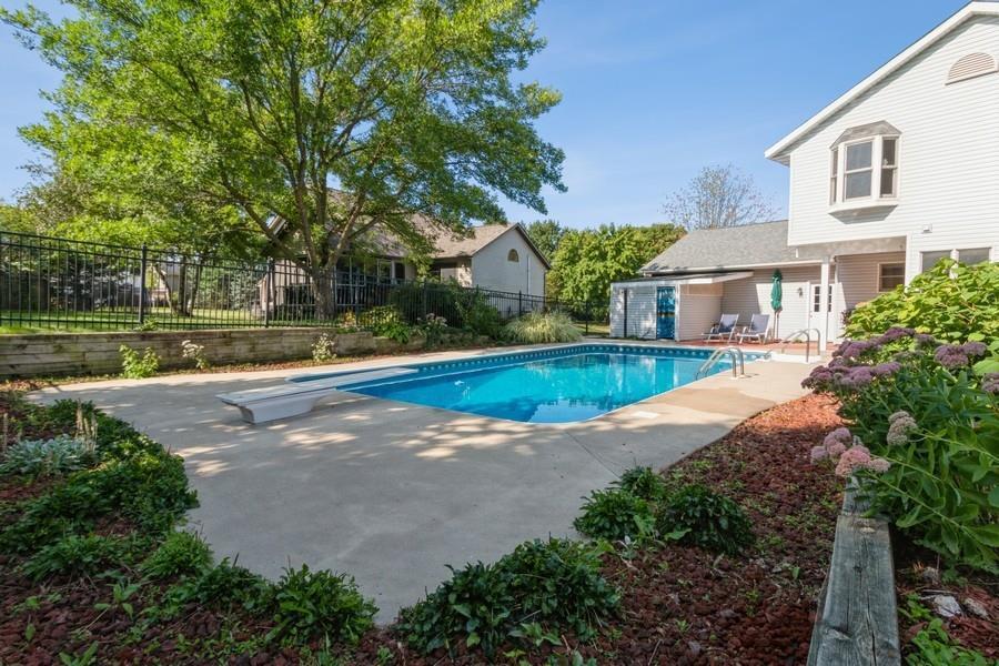 48 Galway Cir