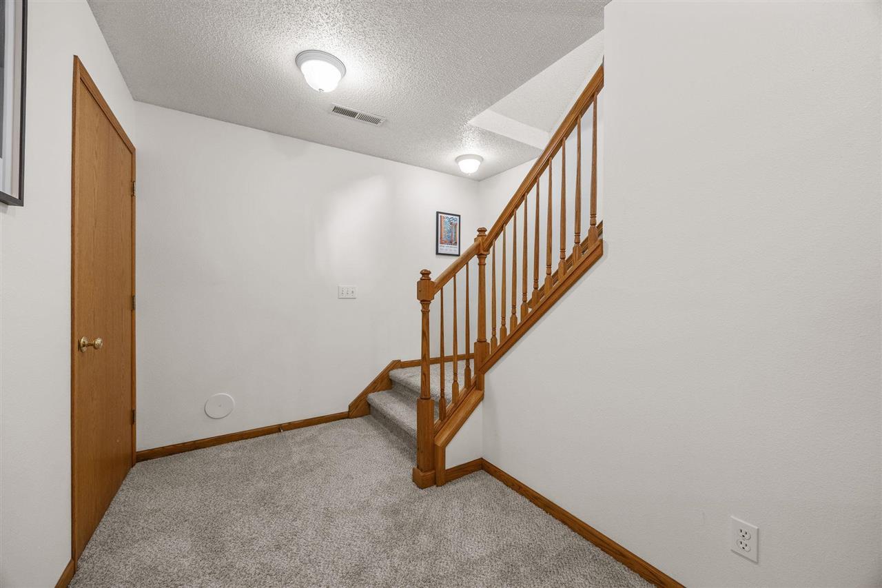 48 Galway Cir