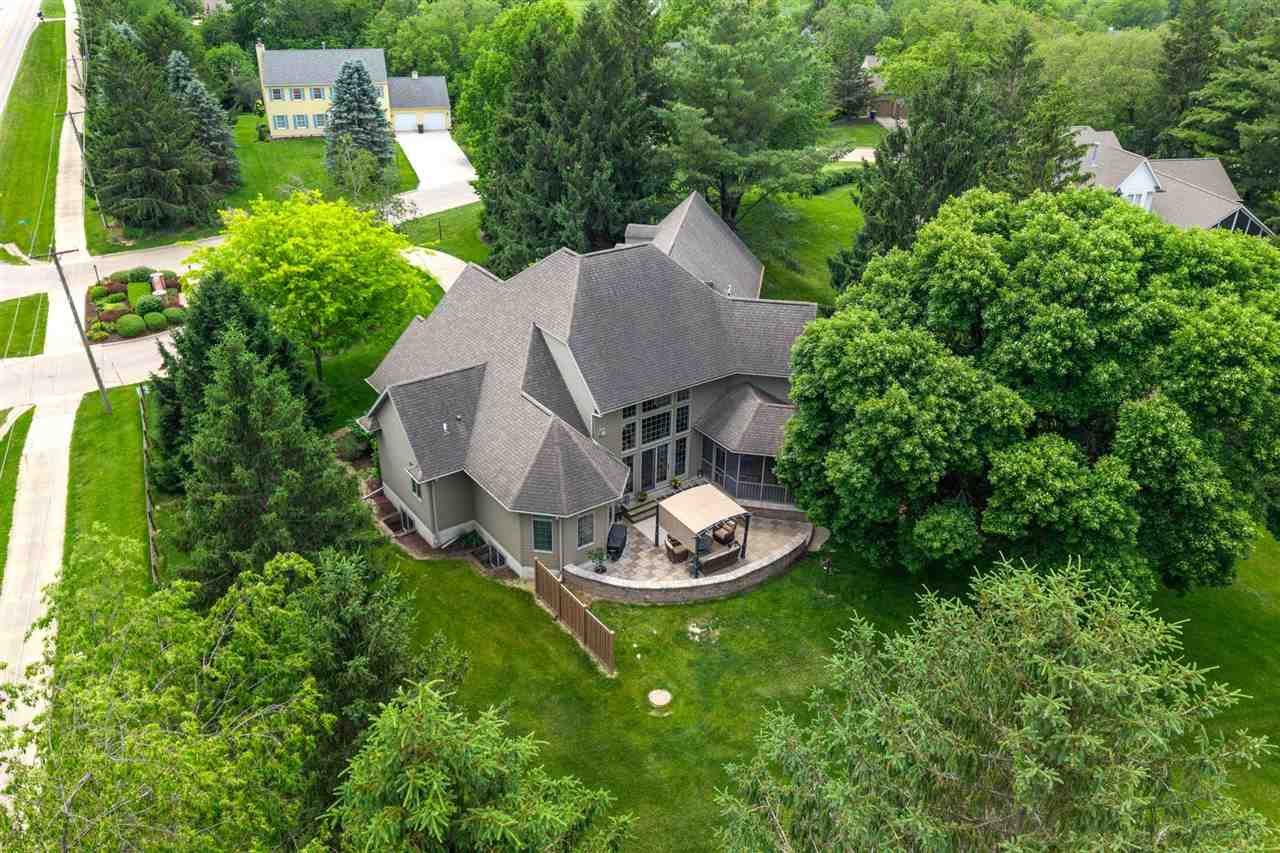20 Cherry Ln NE