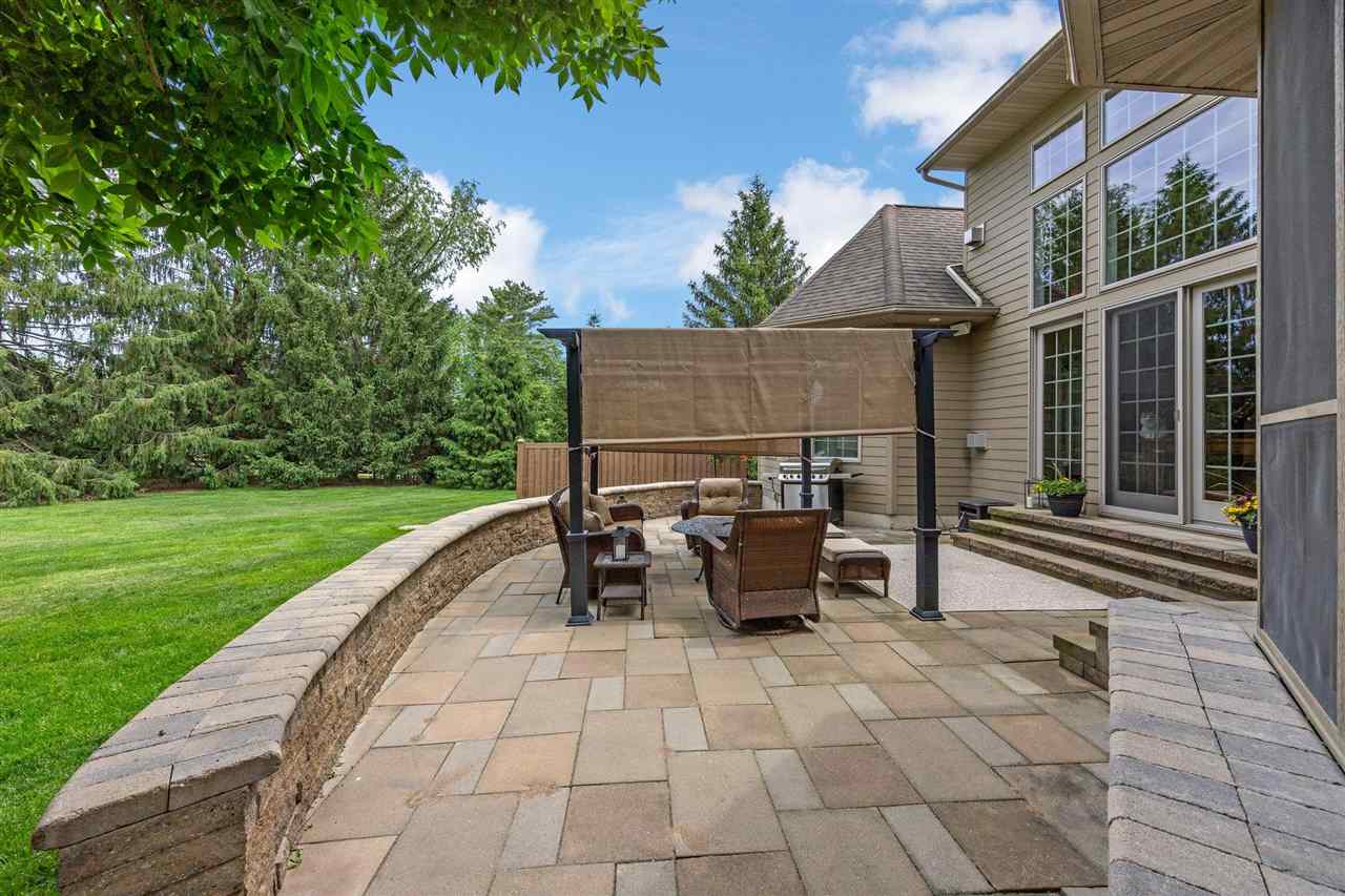 20 Cherry Ln NE
