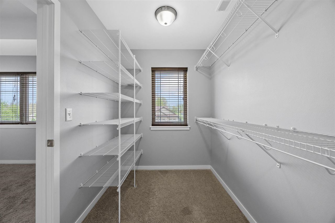 1148 Ryan Cir