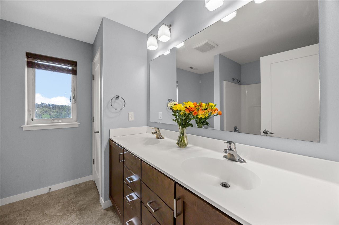 1148 Ryan Cir