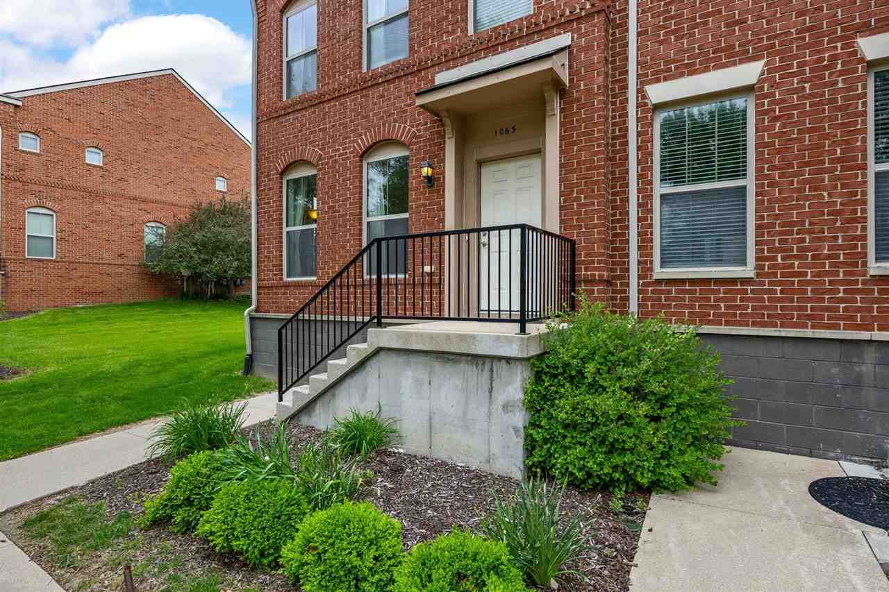 1063 Walker Cir