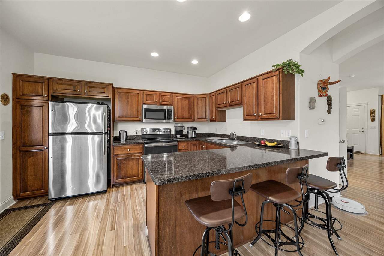 1063 Walker Cir