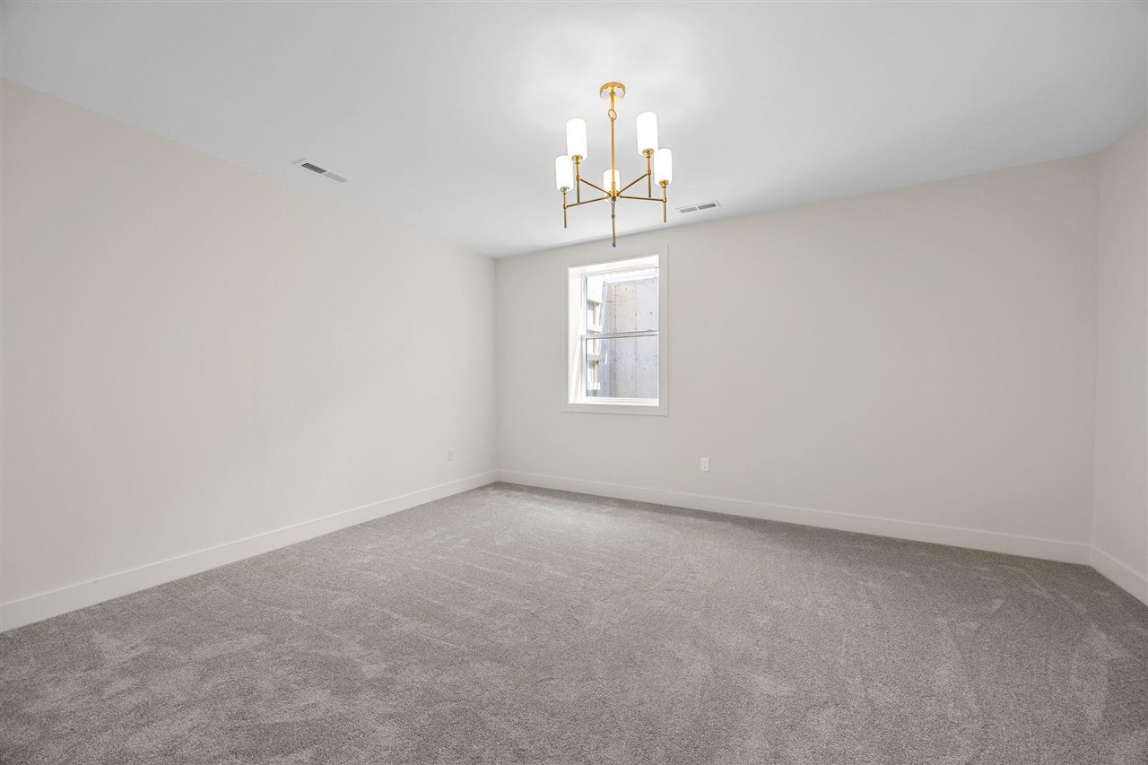 3006 Tommy Ln