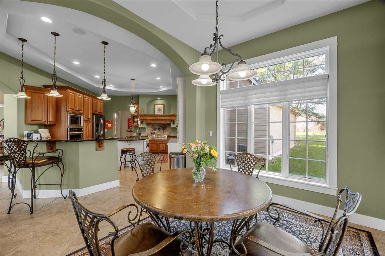 20 Cherry Ln NE