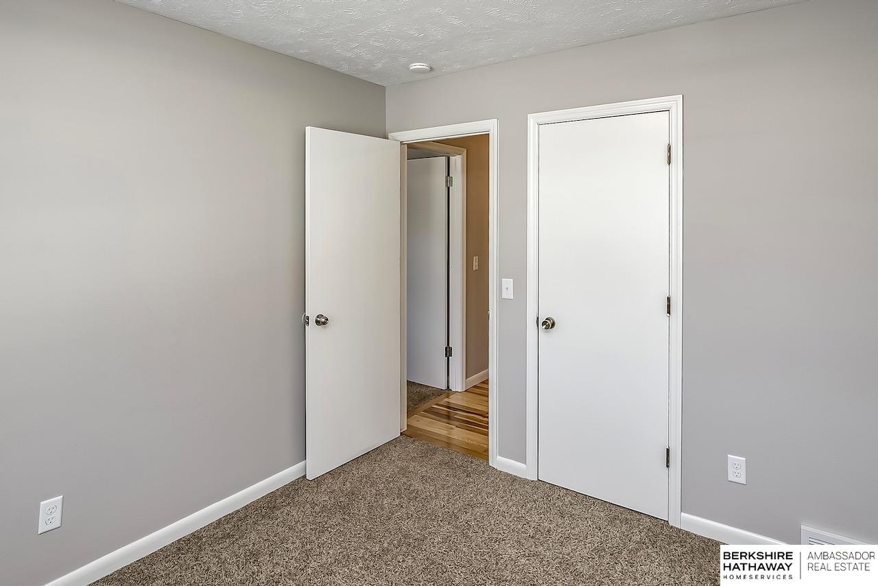 15519 Howard Circle