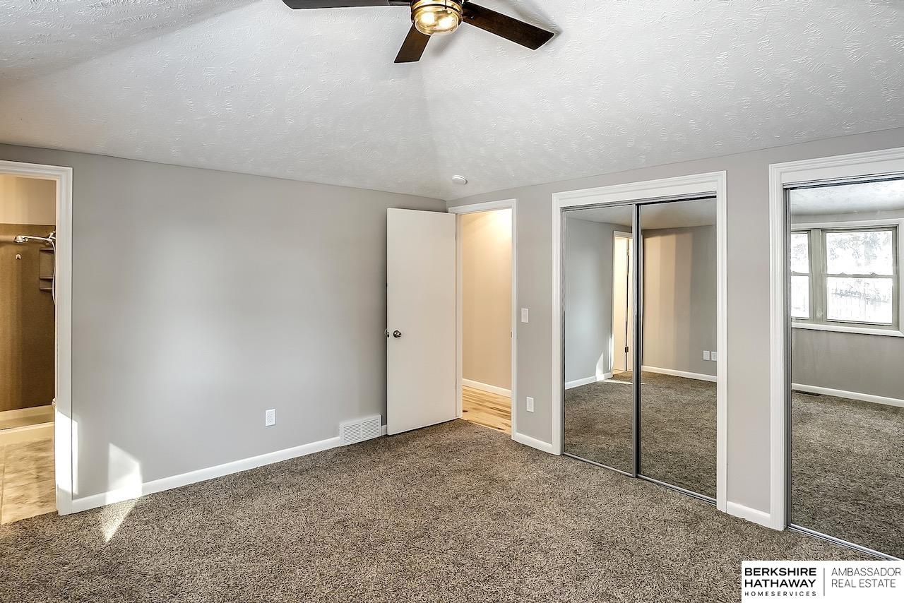 15519 Howard Circle