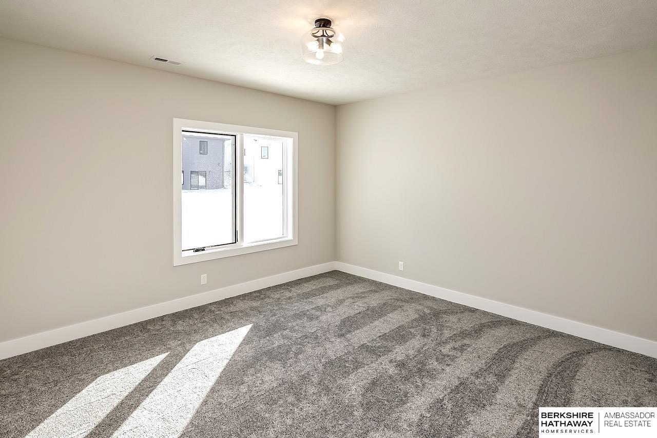 5445 Kestrel Parkway