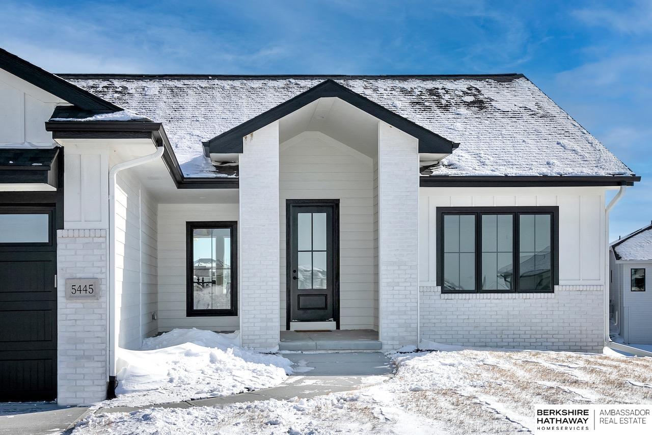 5445 Kestrel Parkway