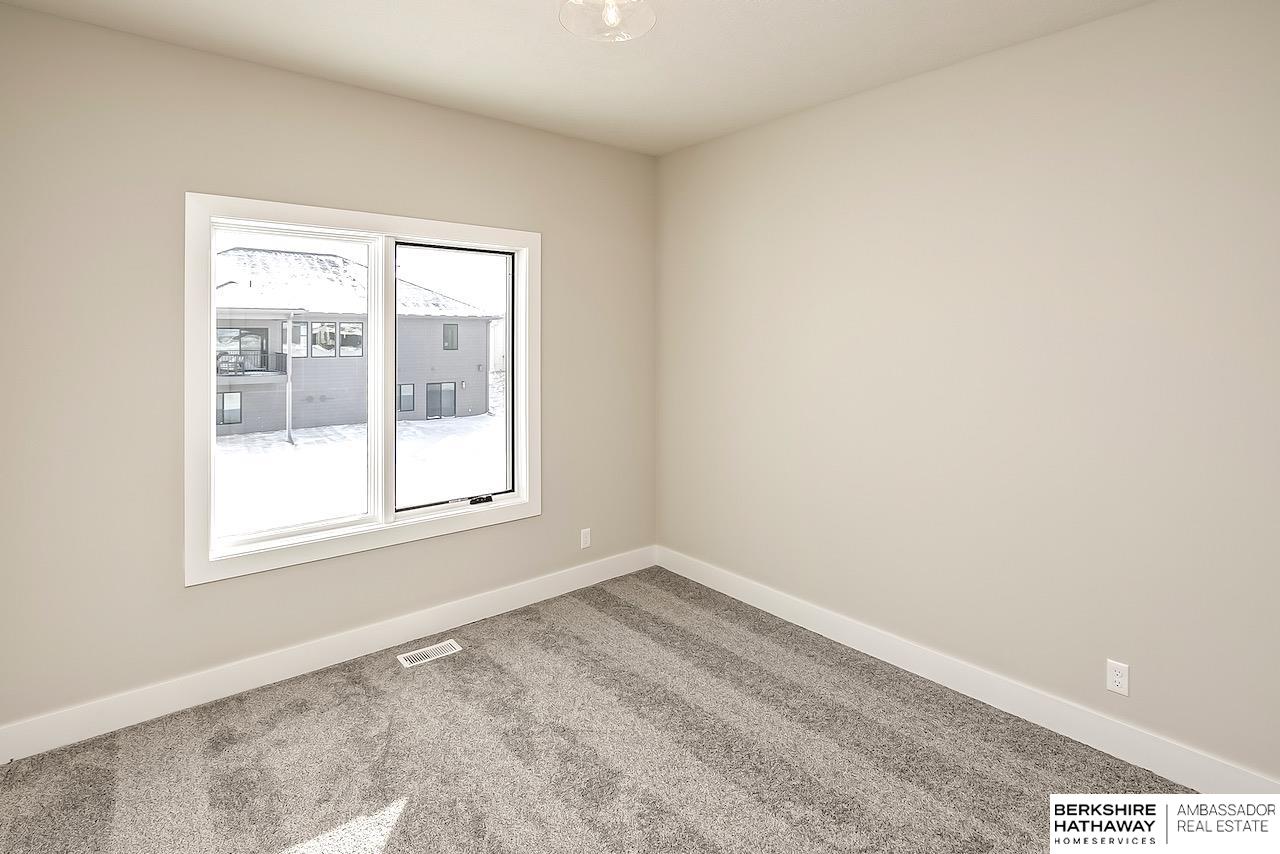 5445 Kestrel Parkway