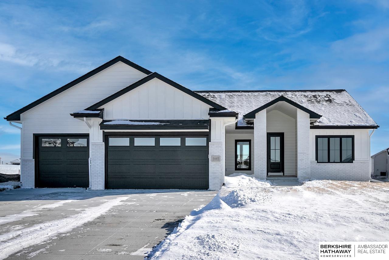 5445 Kestrel Parkway
