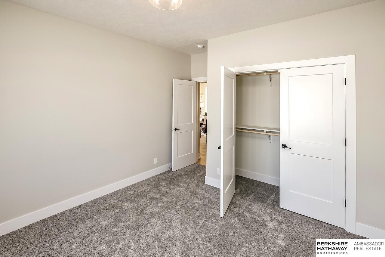 5445 Kestrel Parkway