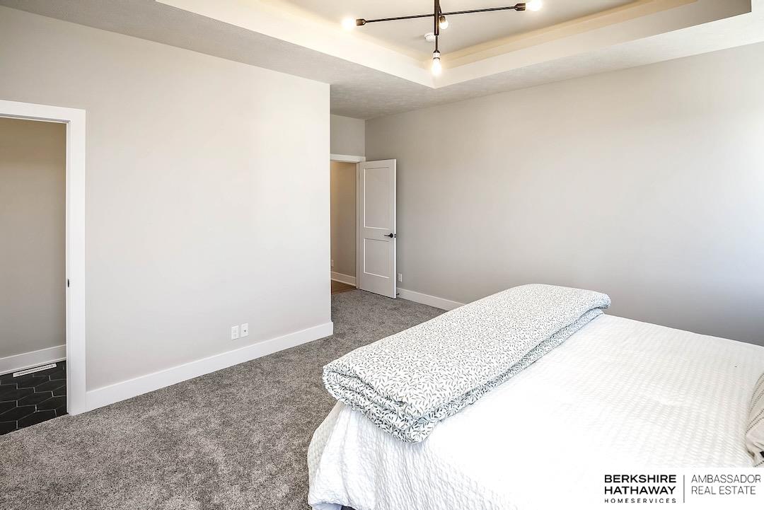 5427 Kestrel Parkway