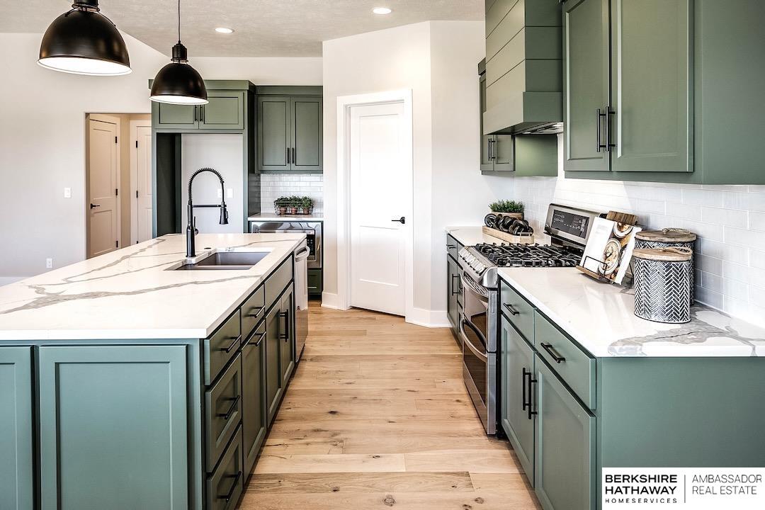 5427 Kestrel Parkway