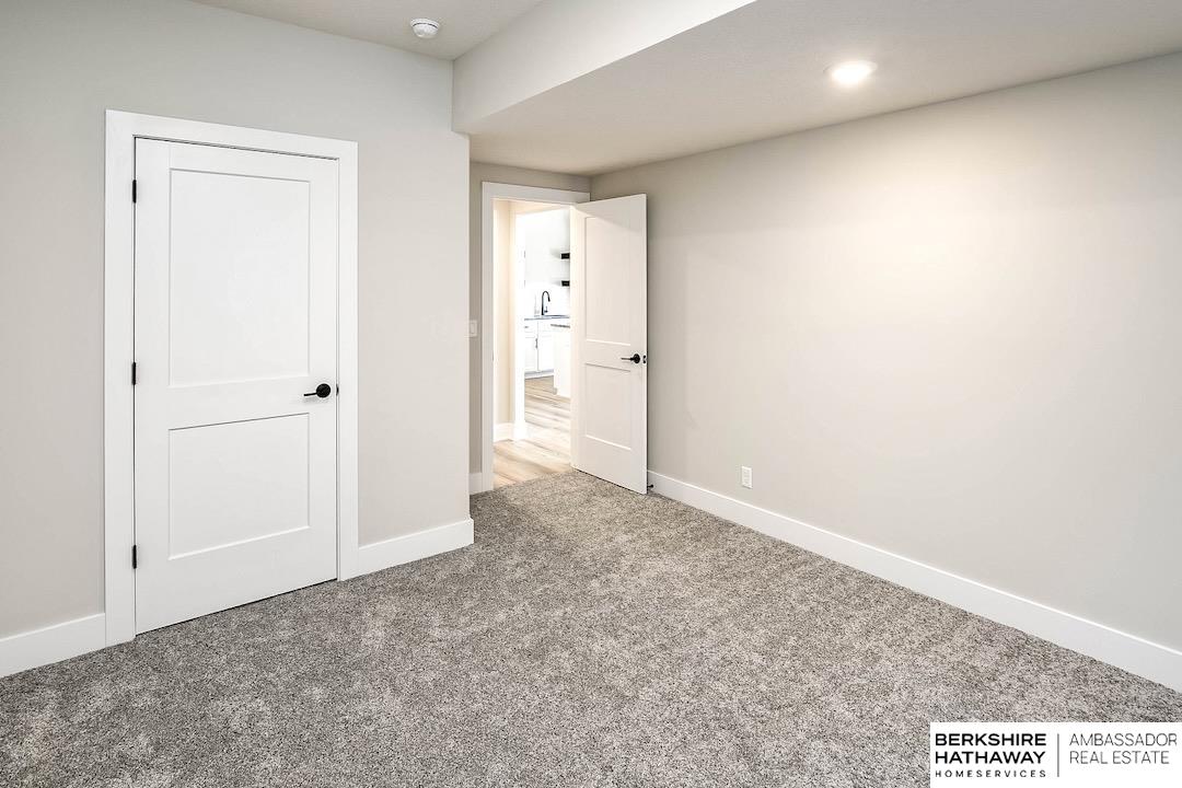 5427 Kestrel Parkway