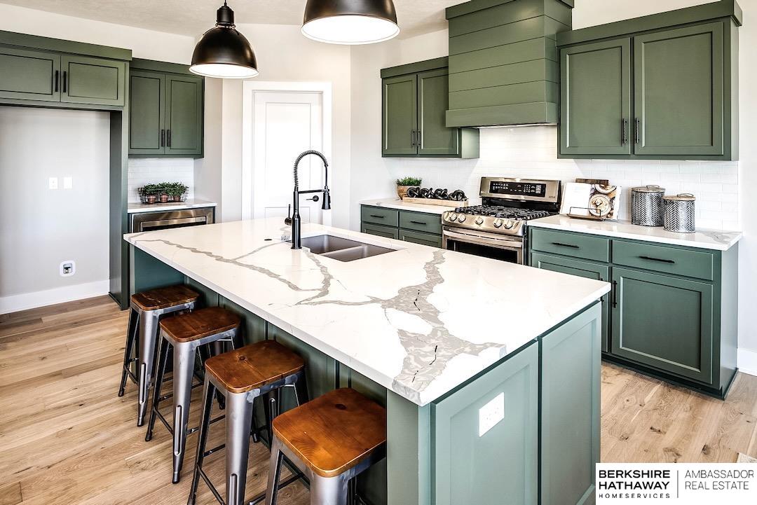 5427 Kestrel Parkway