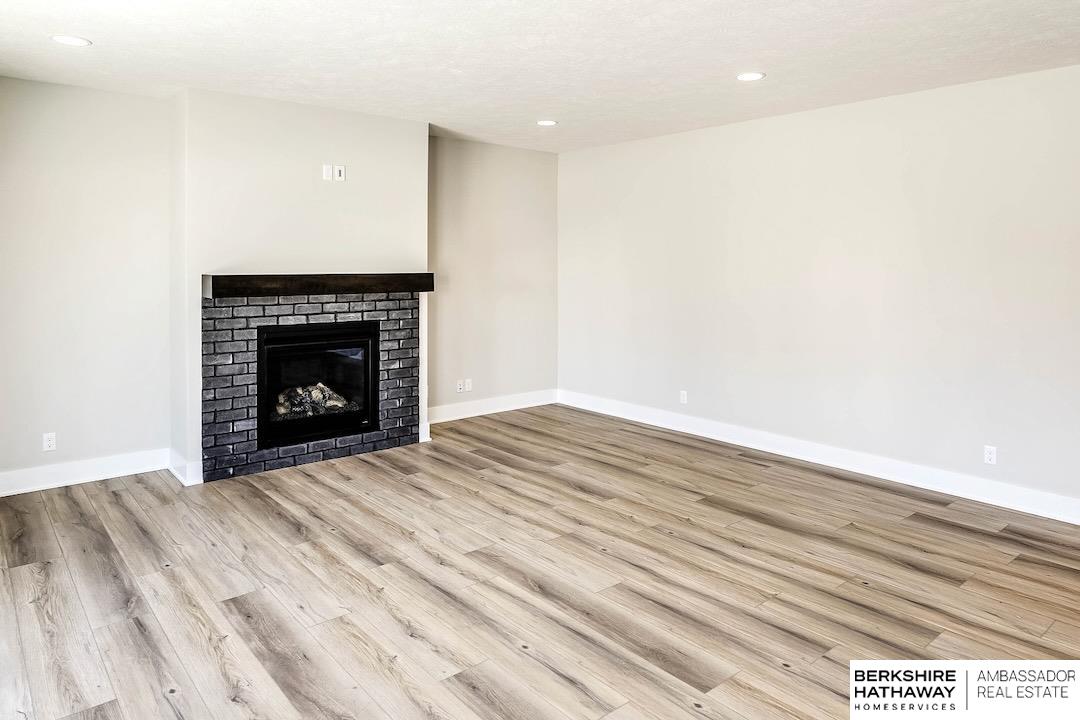 5427 Kestrel Parkway