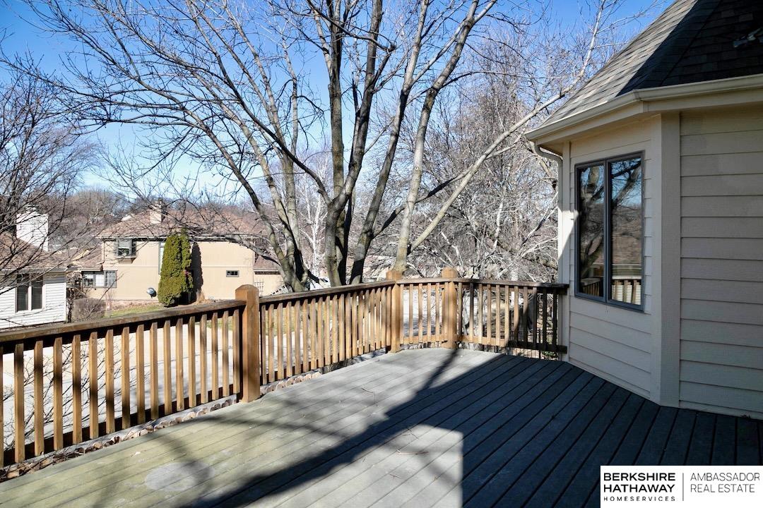 954 S 117th Court
