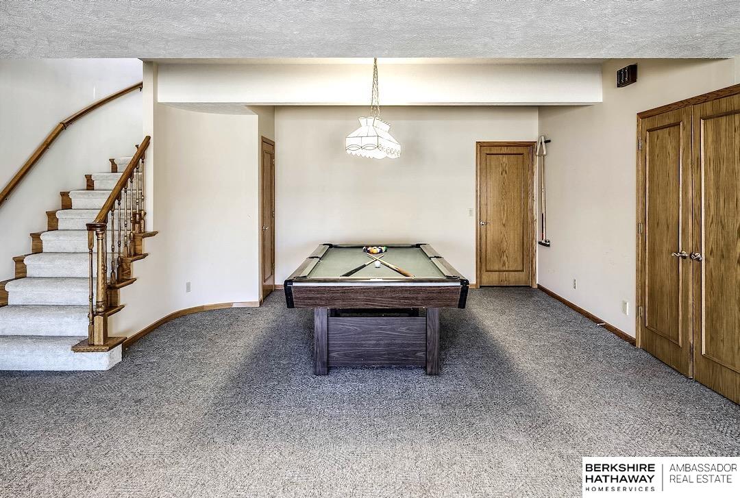 954 S 117th Court