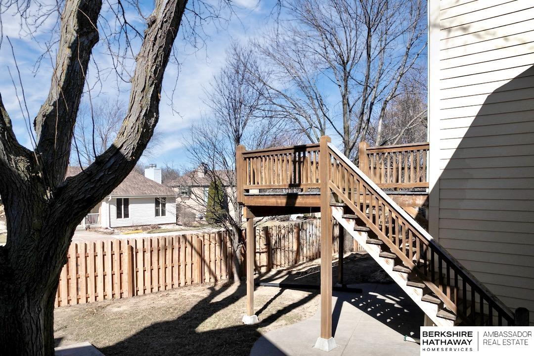 954 S 117th Court