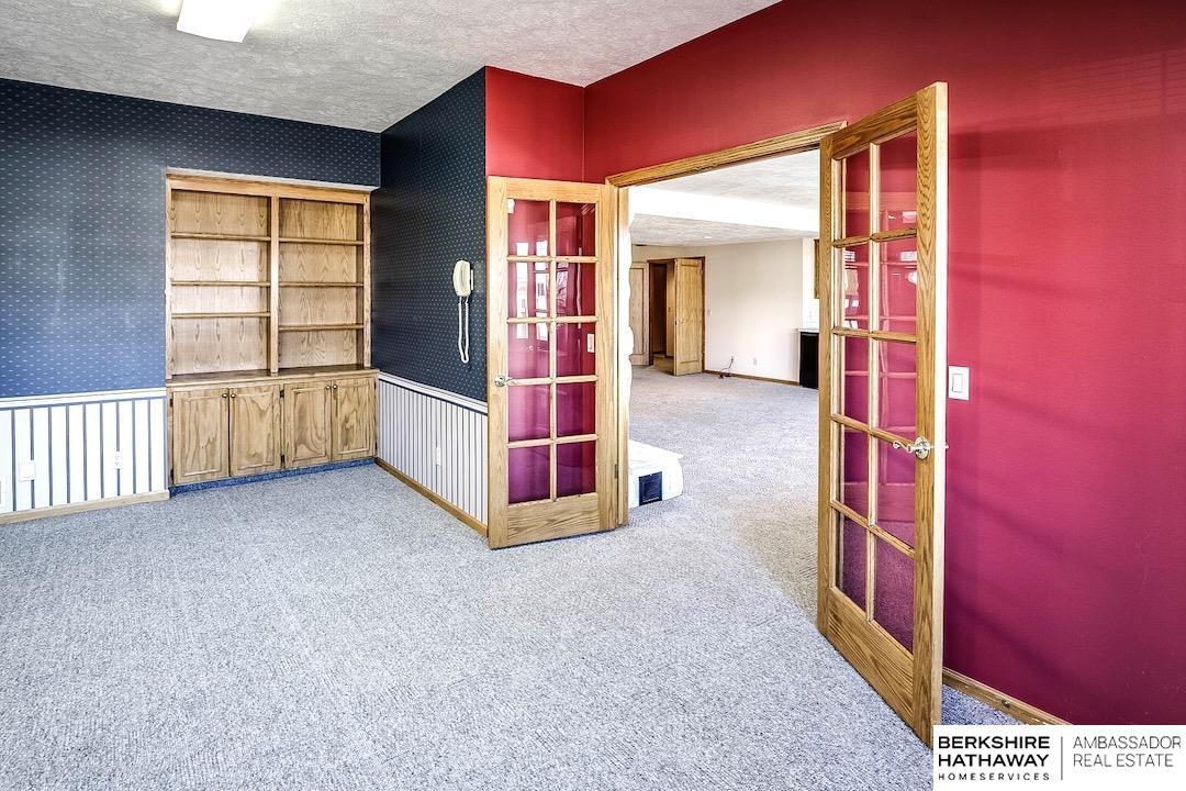 954 S 117th Court