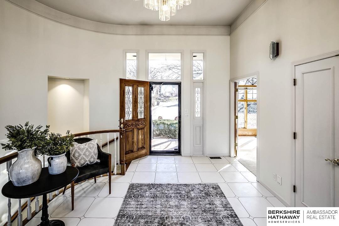 954 S 117th Court
