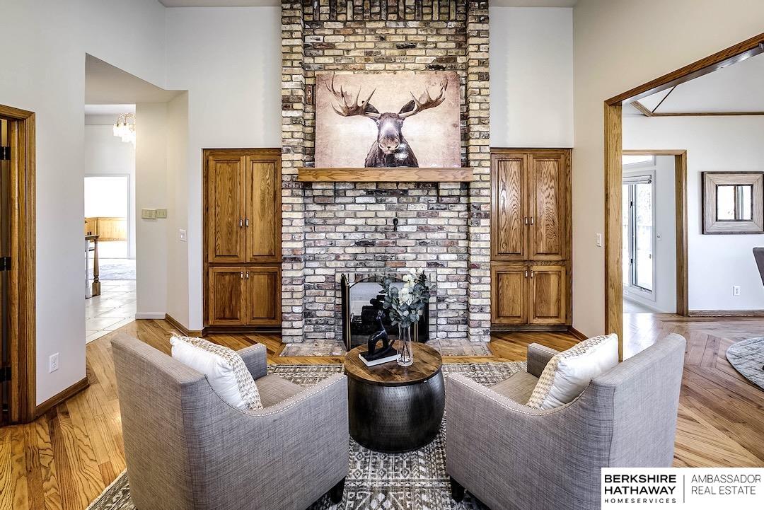 954 S 117th Court