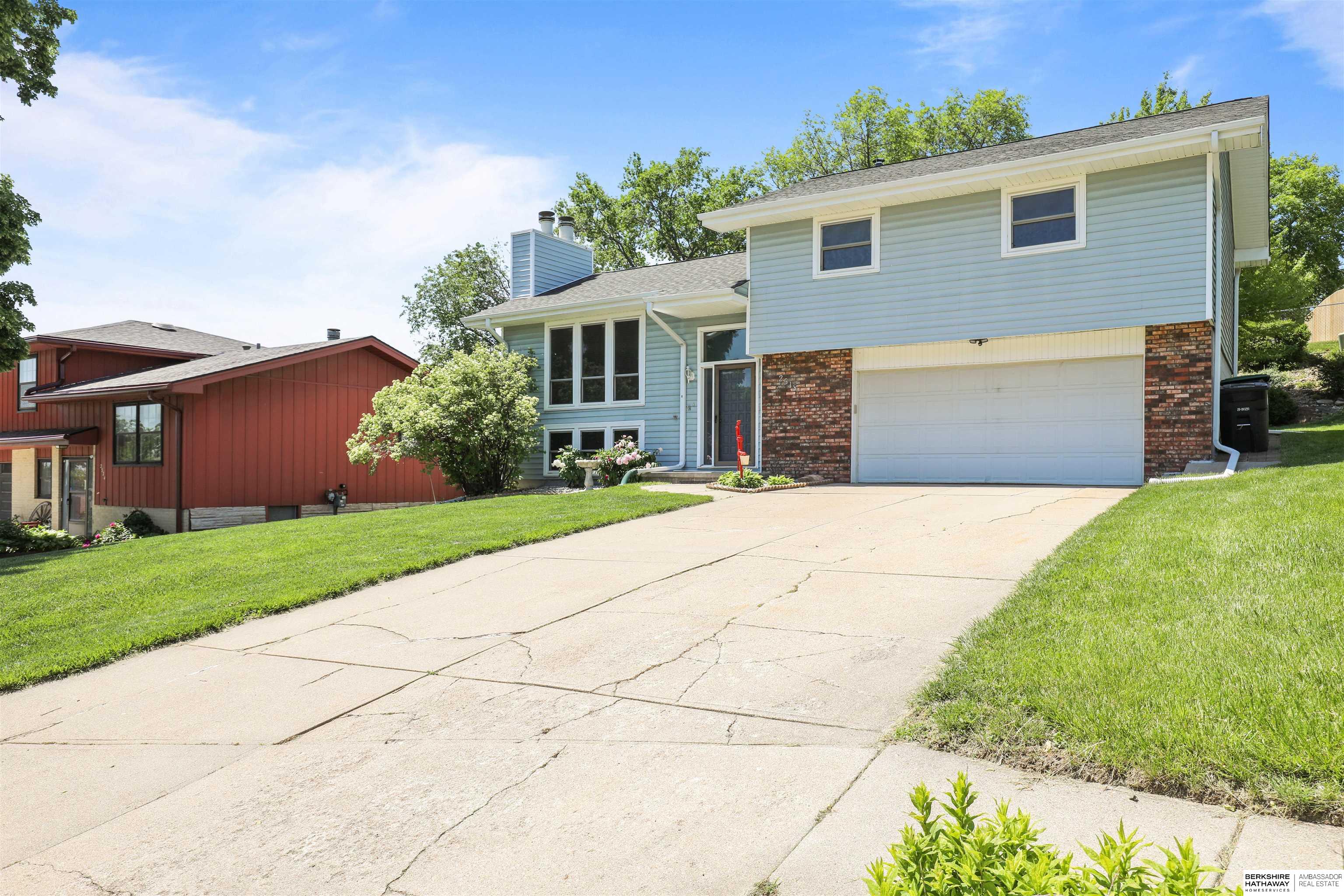 2518 S 161st Circle
